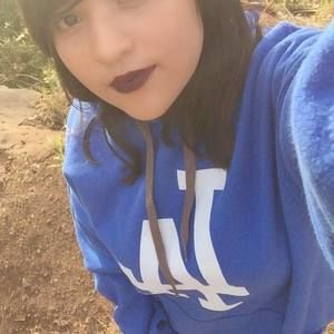 Meet your Posher, Ely